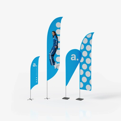 Vários tipos de bandeiras publicitárias