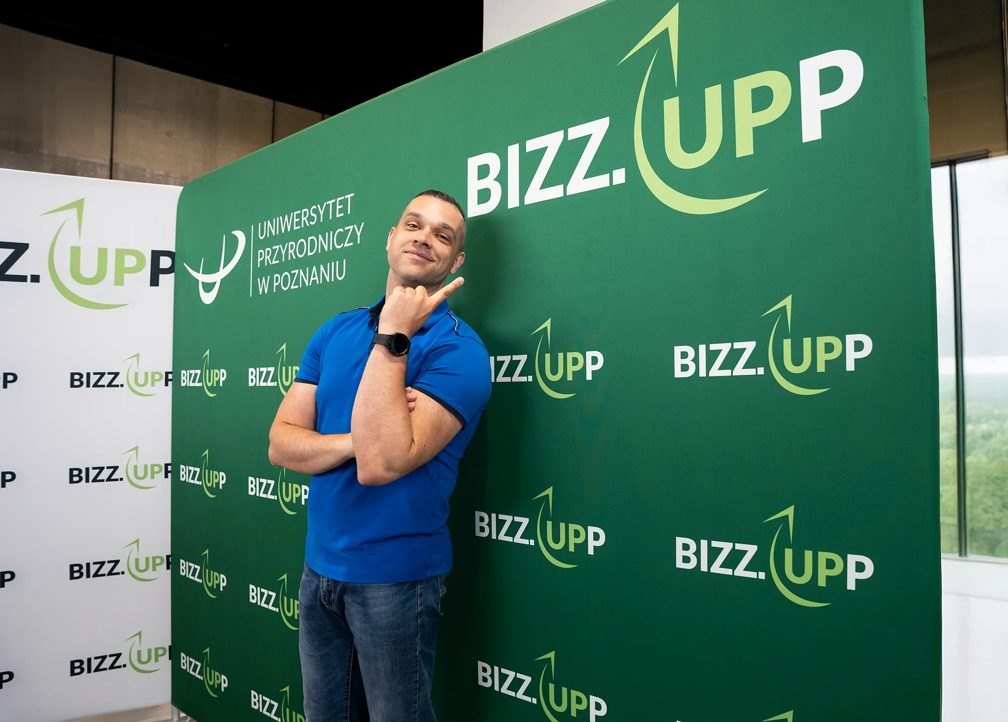 nowyux zdjecia institutions