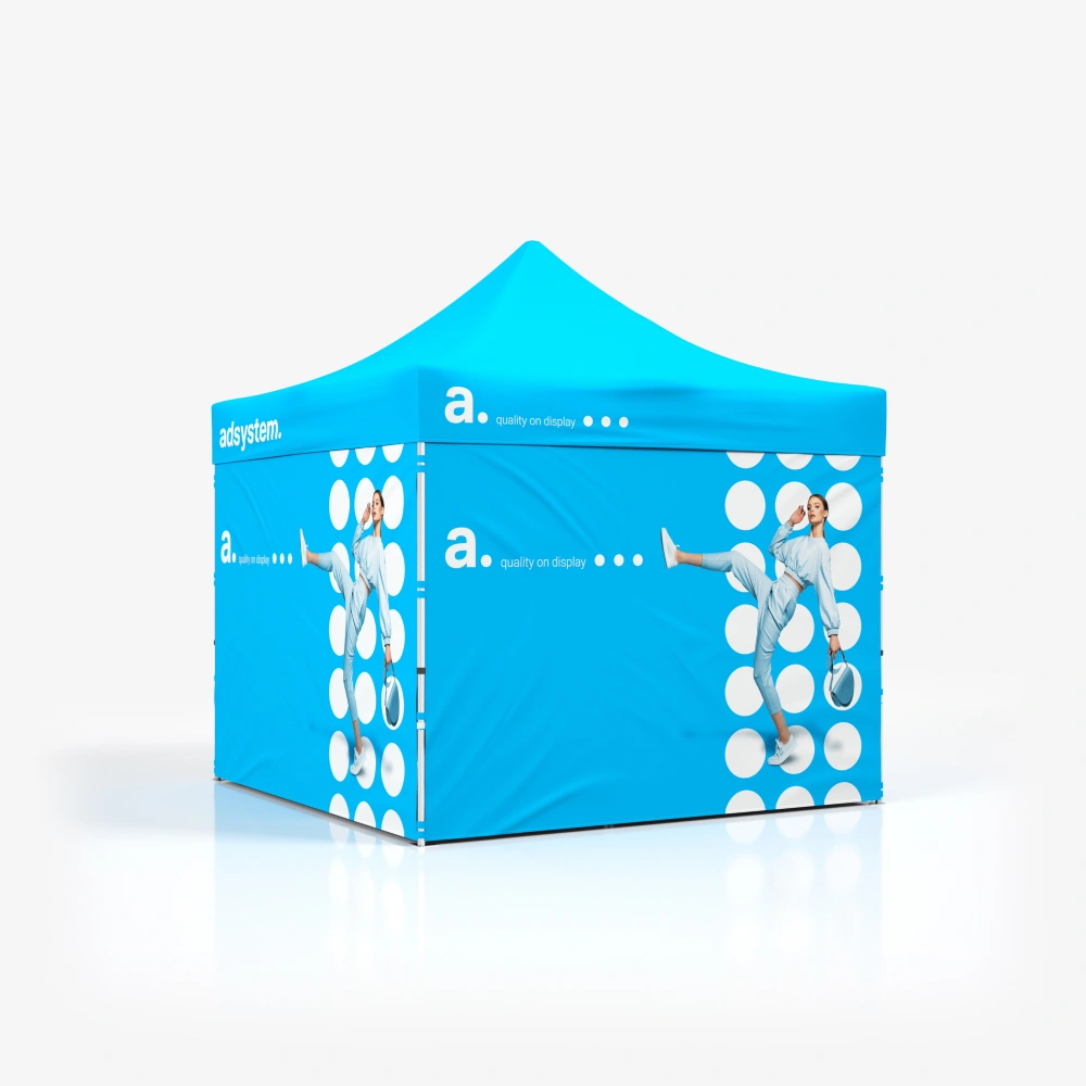 Namiot ekspresowy 3×3 m z pełnym, zadrukowanym poszyciem i grafiką 360° – kompaktowe i efektowne rozwiązanie promocyjne do zastosowań outdoorowych.