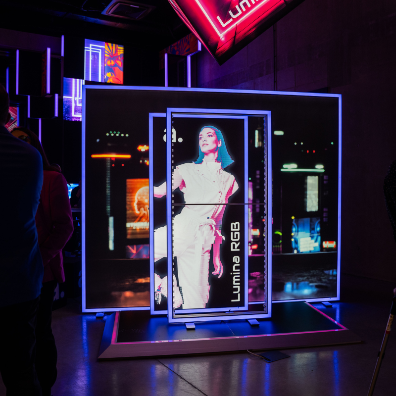 Estrutura de stand com sistemas LED