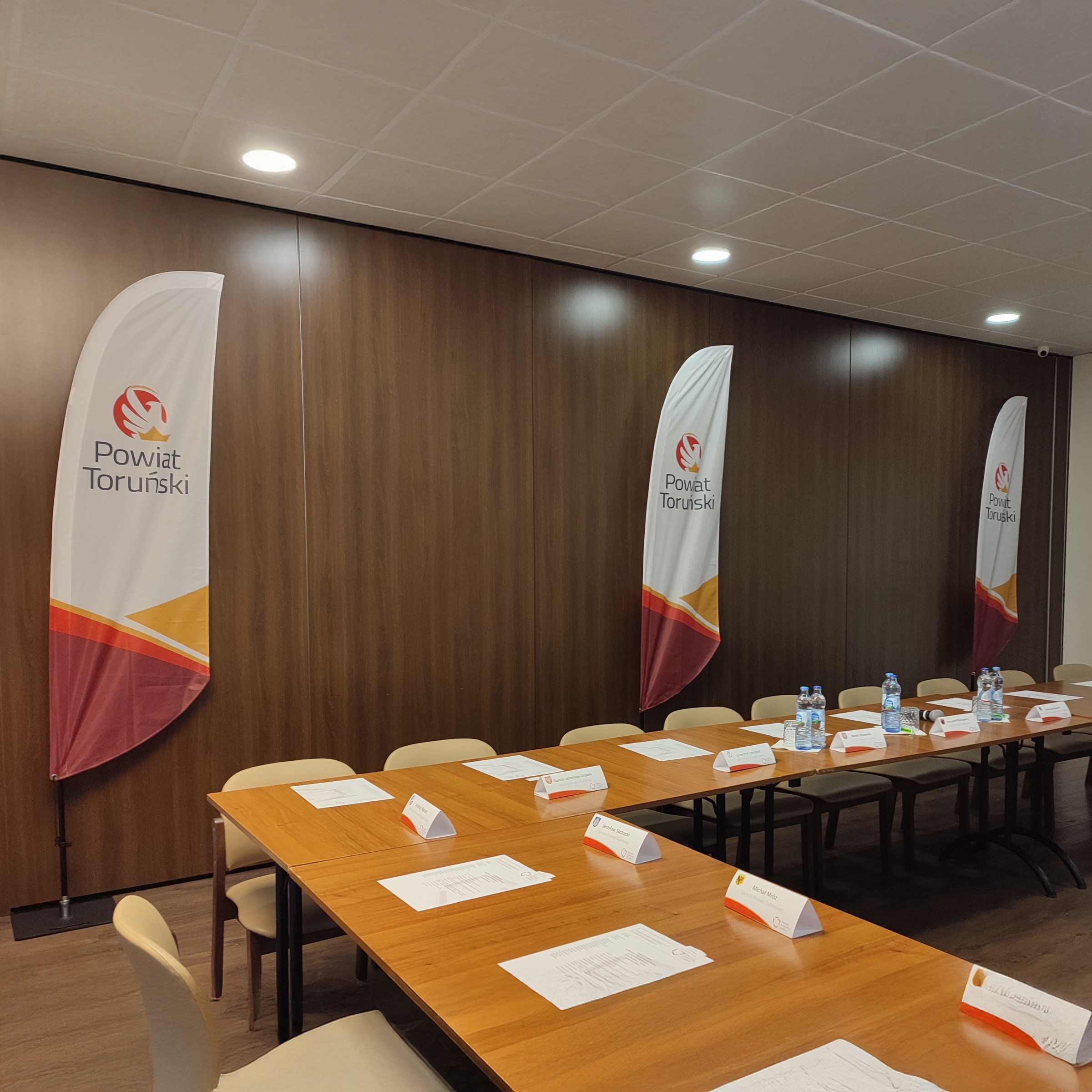 nowyux zdjecia institutions